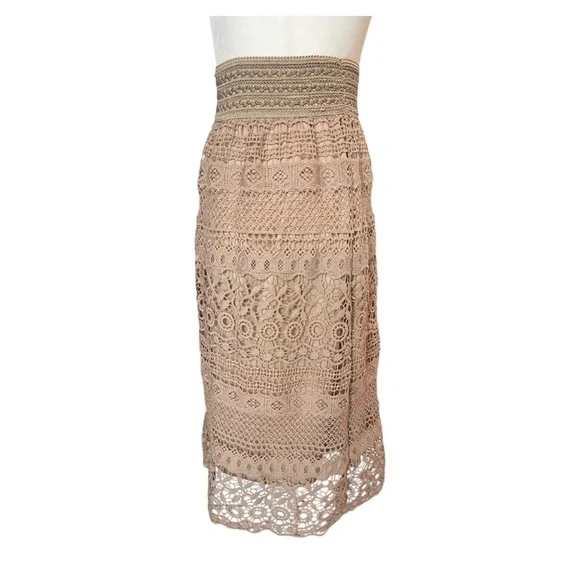 J Gee Beige Crochet Lace Midi Skirt Size Small – Boho Chic, Excellent Condition - Picture 3 of 8